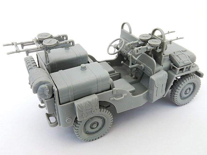 CommandoCarBldTopRear04SS