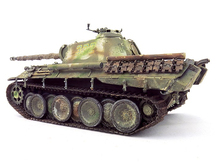 PantherALatePntRear02SS