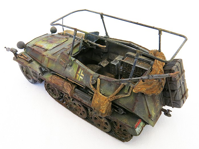 SdKfz250-3v1TopRear02SS