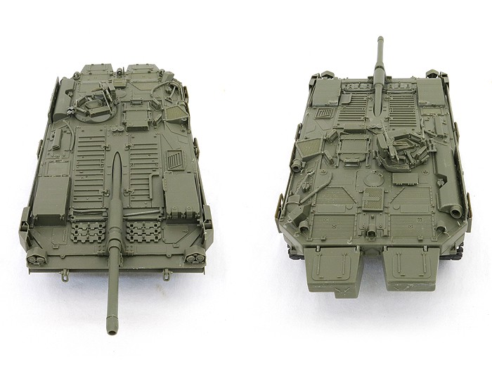 S-TankBldTopFrtBck03SS