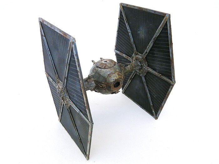 TIEFighterv1BtmRear02SS