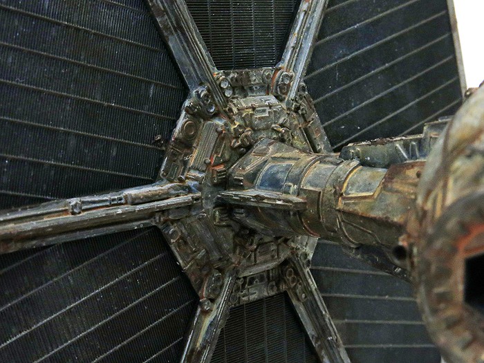 TIEFighterv1Detail05SS