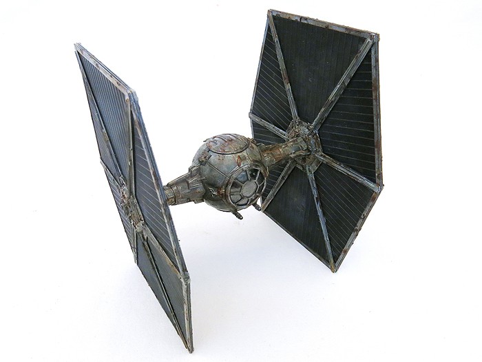 TIEFighterv1TopFrt01SS