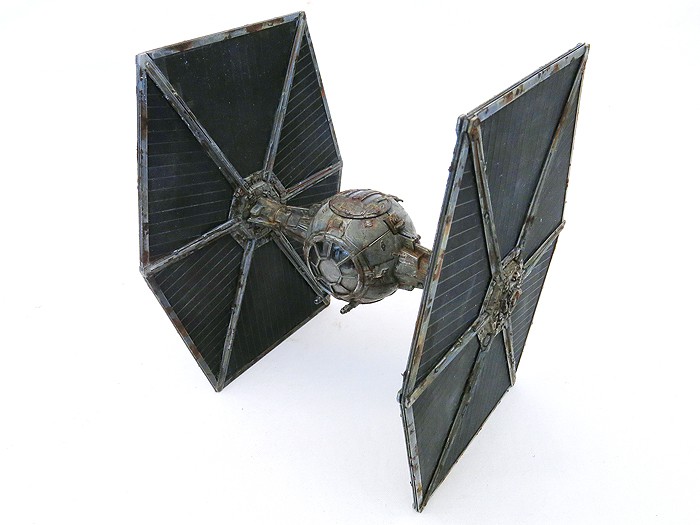 TIEFighterv1TopFrt02SS